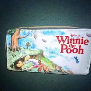 Winnie the Pooh  Zipper Faux Leather Wallet Disney